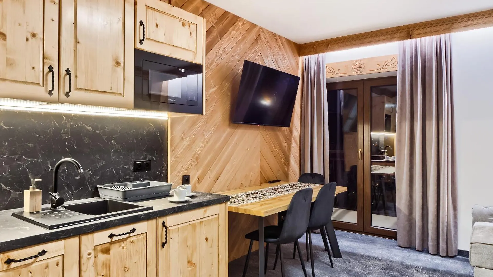 Apartment Apartamenty Willa Kamila Zakopane Z Jacuzzi Poland